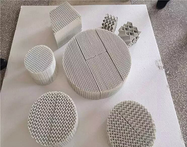 What Are the Applications of Structured Packing in Textile Industry?